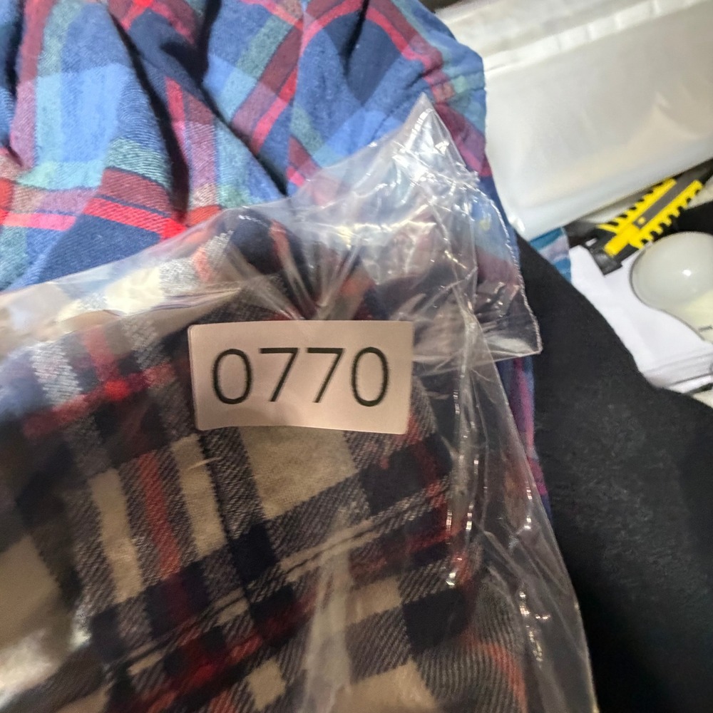 Duluth Trading Co Mens 2XL Relaxed Fit Plaid Flannel Button Down Shirt Navy Red - Picture 7 of 7